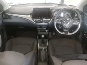 Suzuki Baleno 1.5 GLX manual - Image 12