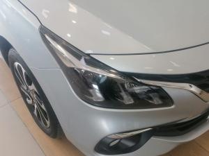 Suzuki Baleno 1.5 GLX manual - Image 7