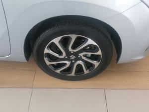 Suzuki Baleno 1.5 GLX manual - Image 9