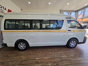 Toyota Hiace 2.5D-4D Ses-fikile 16-seater - Image 3