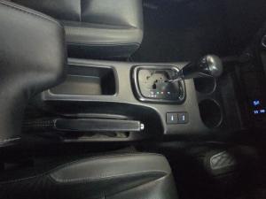 Toyota Hilux 2.8GD-6 double cab 4x4 Legend auto - Image 12