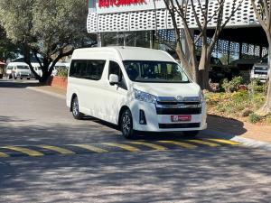 Toyota Quantum 2.8 SLWB bus 14-seater GL manual - Image 1