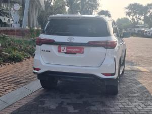 Toyota Fortuner 2.4GD-6 auto - Image 5