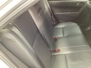 Toyota Corolla 1.6 Prestige auto - Image 18