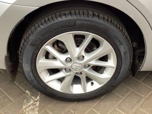 Toyota Corolla 1.6 Prestige auto - Image 20