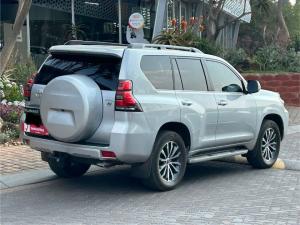 Toyota Land Cruiser Prado 2.8GD VX-L - Image 2