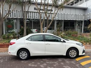 Toyota Corolla Quest 1.8 Plus manual - Image 3