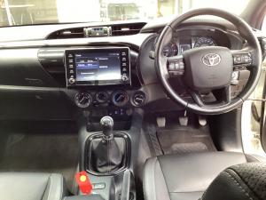 Toyota Hilux 2.8GD-6 Xtra cab 4x4 Legend manual - Image 6