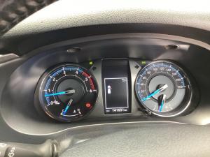 Toyota Hilux 2.8GD-6 Xtra cab 4x4 Legend manual - Image 10