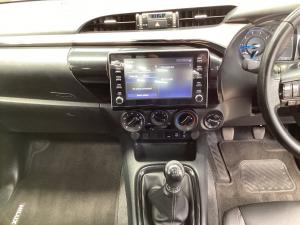 Toyota Hilux 2.8GD-6 Xtra cab 4x4 Legend manual - Image 14