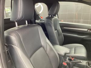 Toyota Hilux 2.8GD-6 Xtra cab 4x4 Legend manual - Image 16