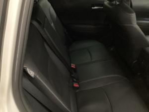 Toyota Corolla Cross 1.8 XR - Image 18