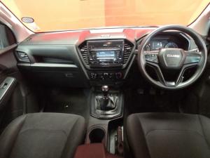 Isuzu D-MAX 1.9 Ddi L 4X4 D/C - Image 6