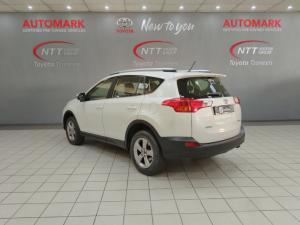 Toyota RAV4 2.0 GX automatic - Image 12