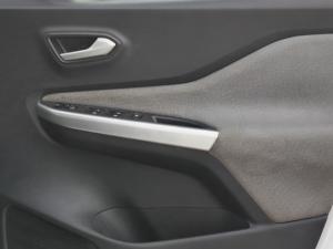 Nissan Magnite 1.0 Visia - Image 11