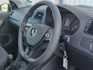 Volkswagen Polo Vivo 1.4 Trendline - Image 9