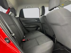 Suzuki Swift 1.2 GLX AMT - Image 18