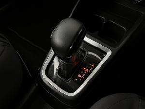 Suzuki Swift 1.2 GLX AMT - Image 9