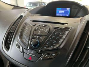 Ford Kuga 1.5 Ecoboost Ambiente - Image 18