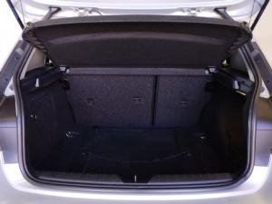 BMW 1 Series 118i 5-door auto - Image 6