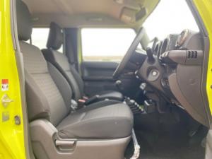 Suzuki Jimny 1.5 GLX AllGrip 5-door manual - Image 10