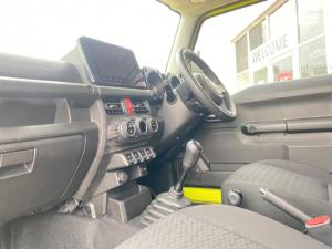 Suzuki Jimny 1.5 GLX AllGrip 5-door manual - Image 11
