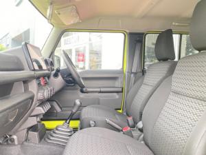 Suzuki Jimny 1.5 GLX AllGrip 5-door manual - Image 12