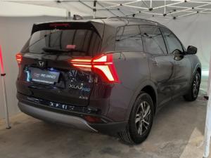 Mahindra XUV700 2.0T AX5 - Image 4