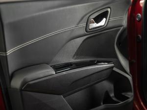 Mahindra XUV 3XO 1.2T AX7L - Image 35