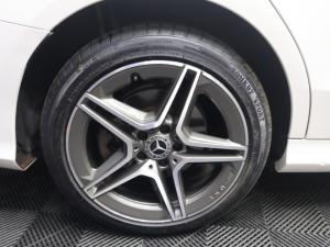 Mercedes-Benz C-Class C200 - Image 7
