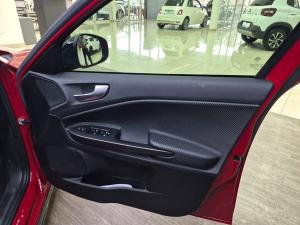 Alfa Romeo Giulietta 1750TBi Veloce - Image 13