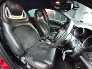 Alfa Romeo Giulietta 1750TBi Veloce - Image 21