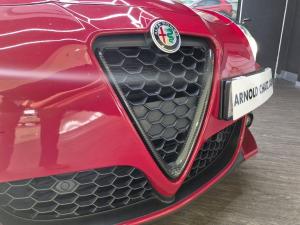 Alfa Romeo Giulietta 1750TBi Veloce - Image 23