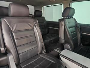 Volkswagen Caravelle 2.0BiTDI Highline - Image 6