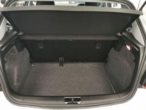 Volkswagen Polo Vivo hatch 1.4 Life - Image 10