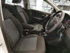 Volkswagen Polo Vivo hatch 1.4 Life - Image 13