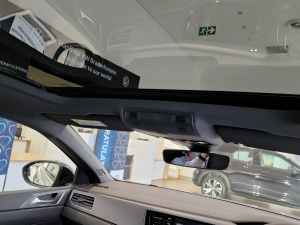 Volkswagen Taigo 1.0TSI R-Line - Image 7