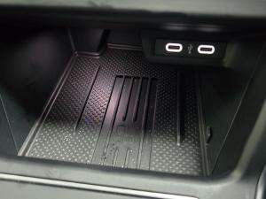 Volkswagen Taigo 1.0TSI R-Line - Image 8