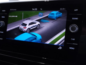 Volkswagen T-Roc 2.0TSI 4Motion R-Line - Image 14