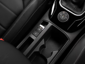 Volkswagen T-Roc 2.0TSI 4Motion R-Line - Image 24