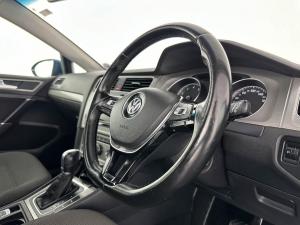 Volkswagen Golf VII 1.4 TSI Comfortline DSG - Image 9