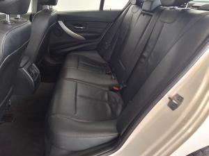 BMW 3 Series 320i - Image 12