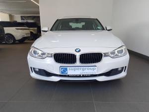 BMW 3 Series 320i - Image 2