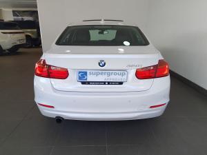 BMW 3 Series 320i - Image 7