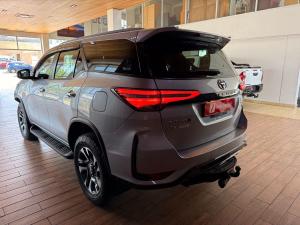 Toyota Fortuner 2.8GD-6 48V 4x4 VX - Image 6