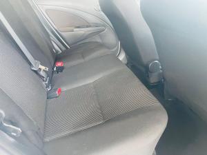Toyota Etios hatch 1.5 Sprint - Image 10