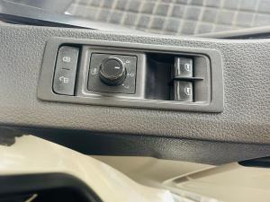 Volkswagen Kombi 2.0TDI SWB Trendline Launch Edition - Image 19