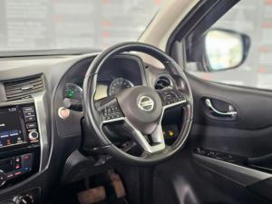 Nissan Navara 2.5DDTi double cab LE Plus 4x4 - Image 16