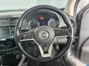 Nissan Navara 2.5DDTi double cab LE Plus 4x4 - Image 17