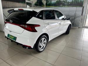 Hyundai i20 1.4 Motion auto - Image 3